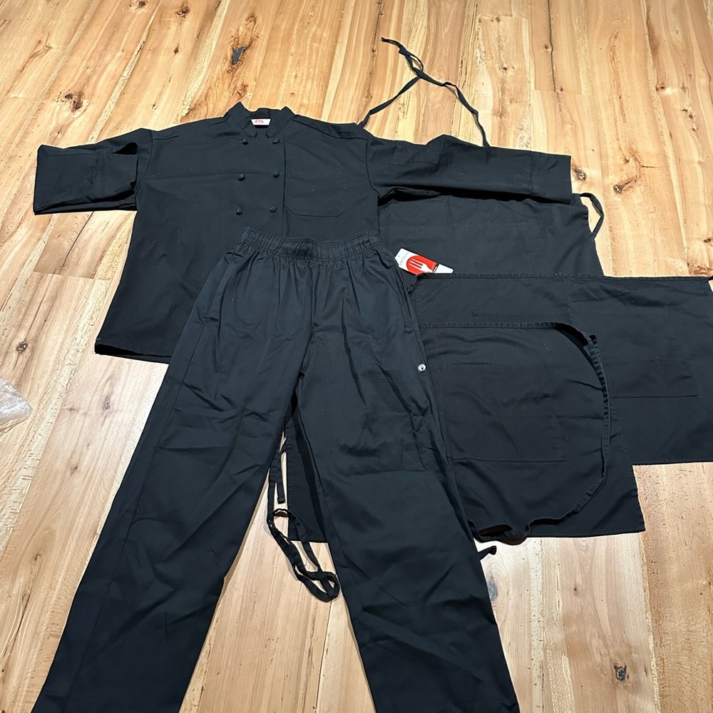 New’Chef Works’ pant size Small with Large chef coats and 4 bistro aprons